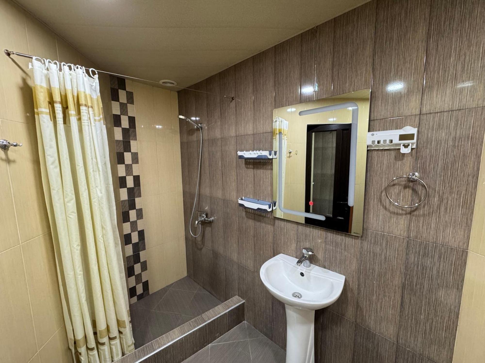 Apartments On Paronyan 15 Erywań Zewnętrze zdjęcie